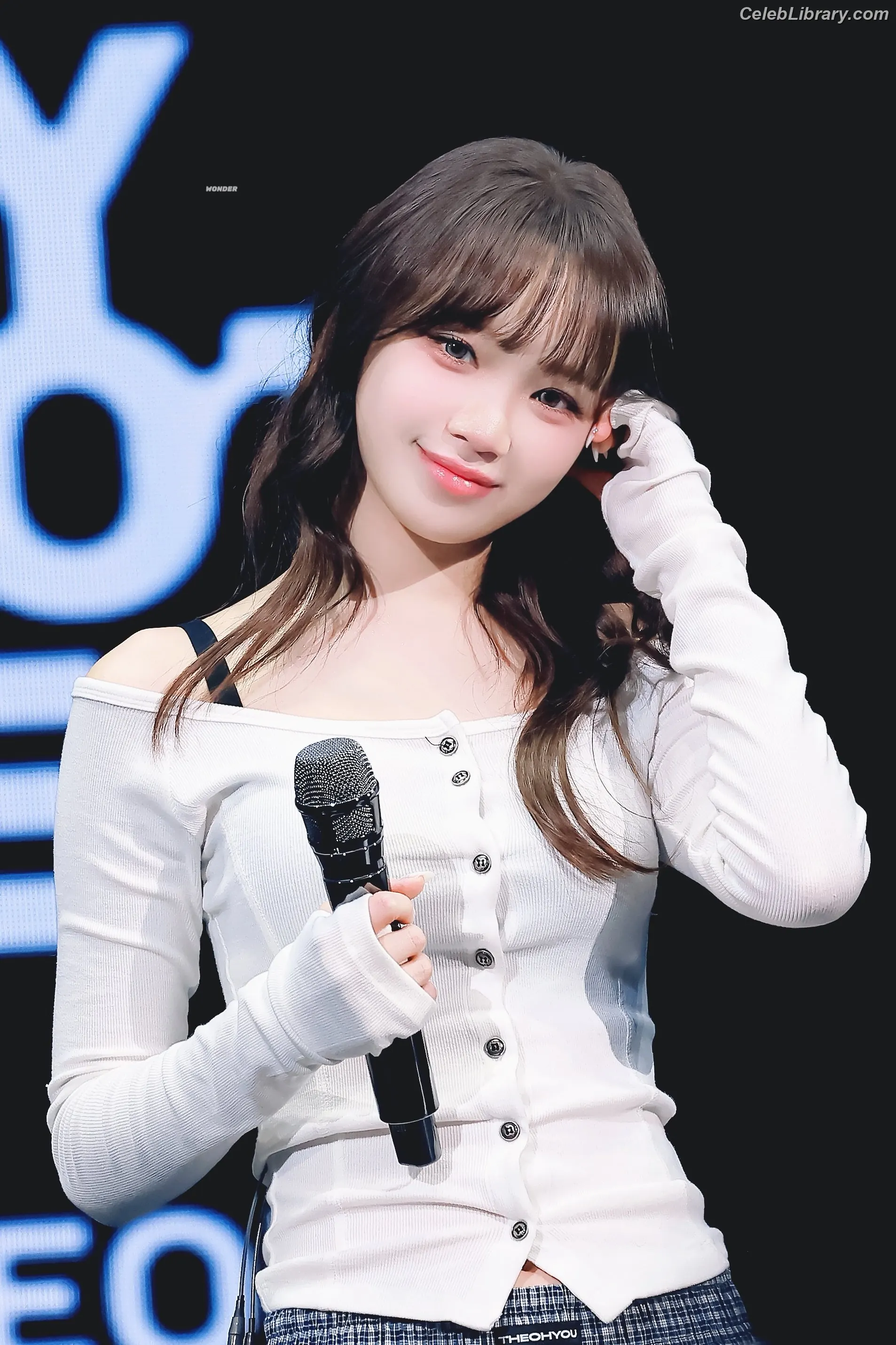 Kim Chaewon 김채원 [Le Sserafim] photo 22 of 2309