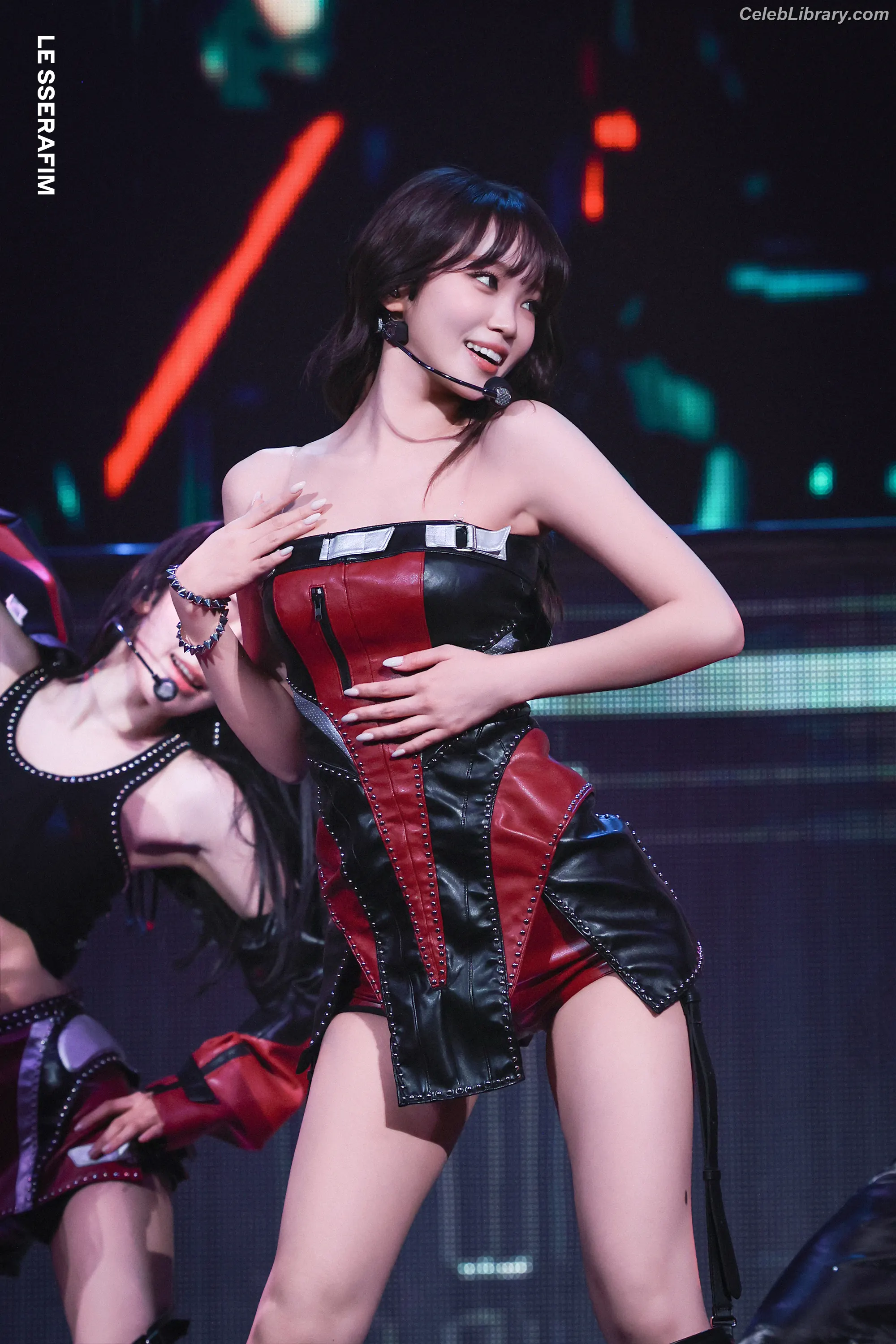 Kim Chaewon 김채원 [Le Sserafim] photo 15 of 2309