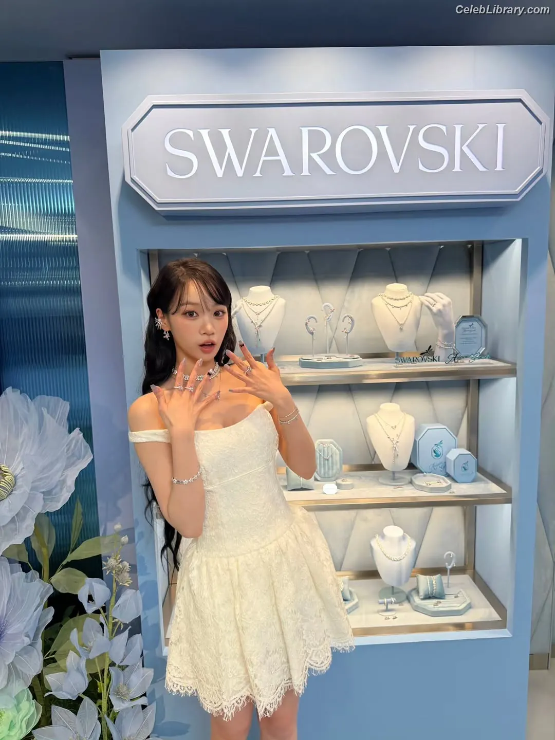 Kim Chaewon 김채원 [Le Sserafim] photo 2 of 2309