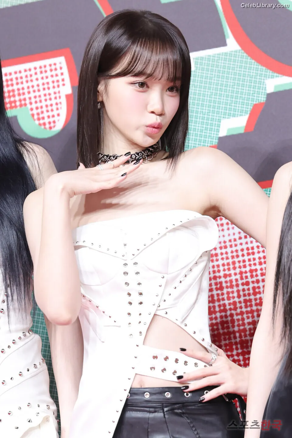 Kim Chaewon 김채원 [Le Sserafim] photo 18 of 2309