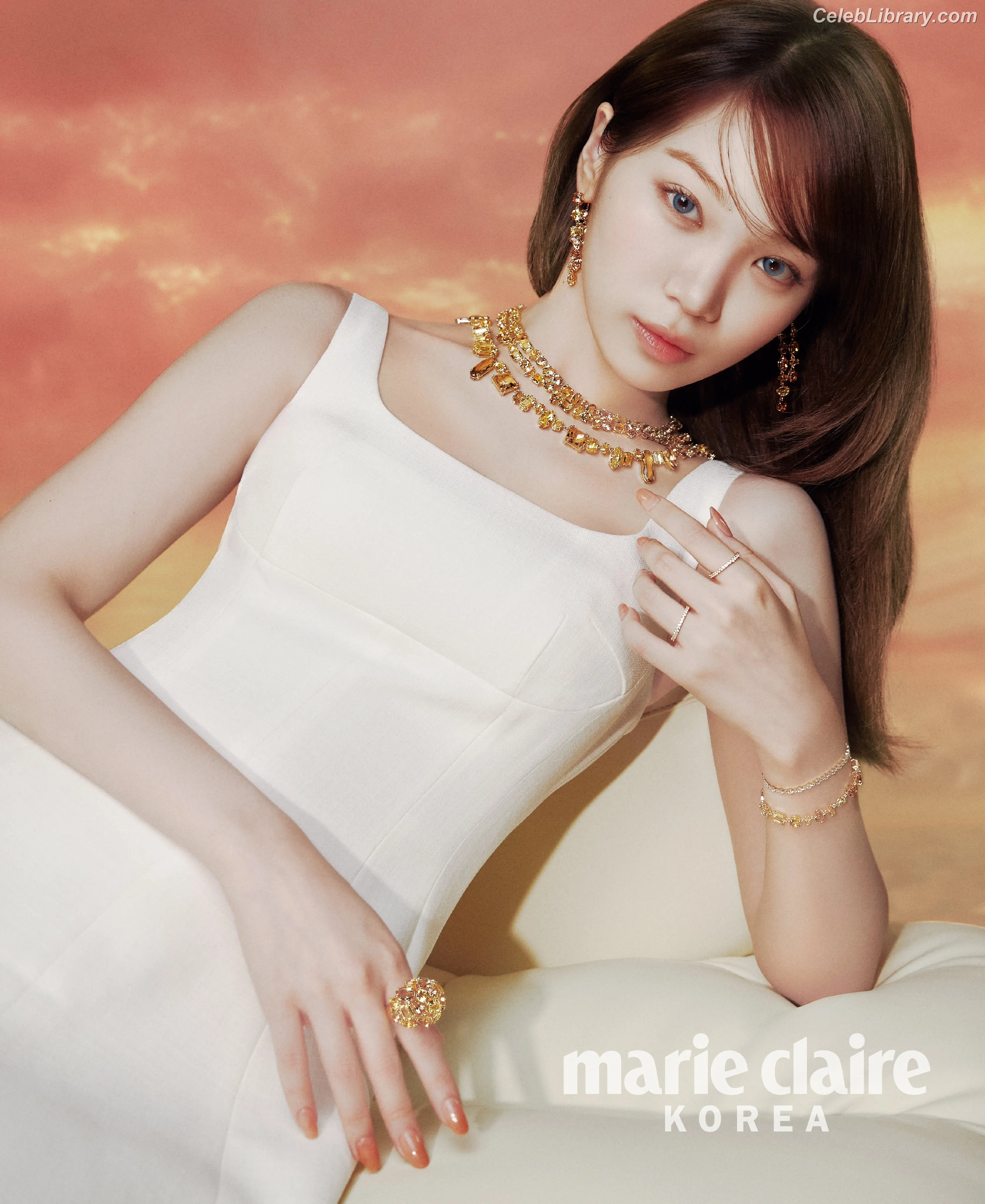 Kim Chaewon 김채원 [Le Sserafim] photo 6 of 2309