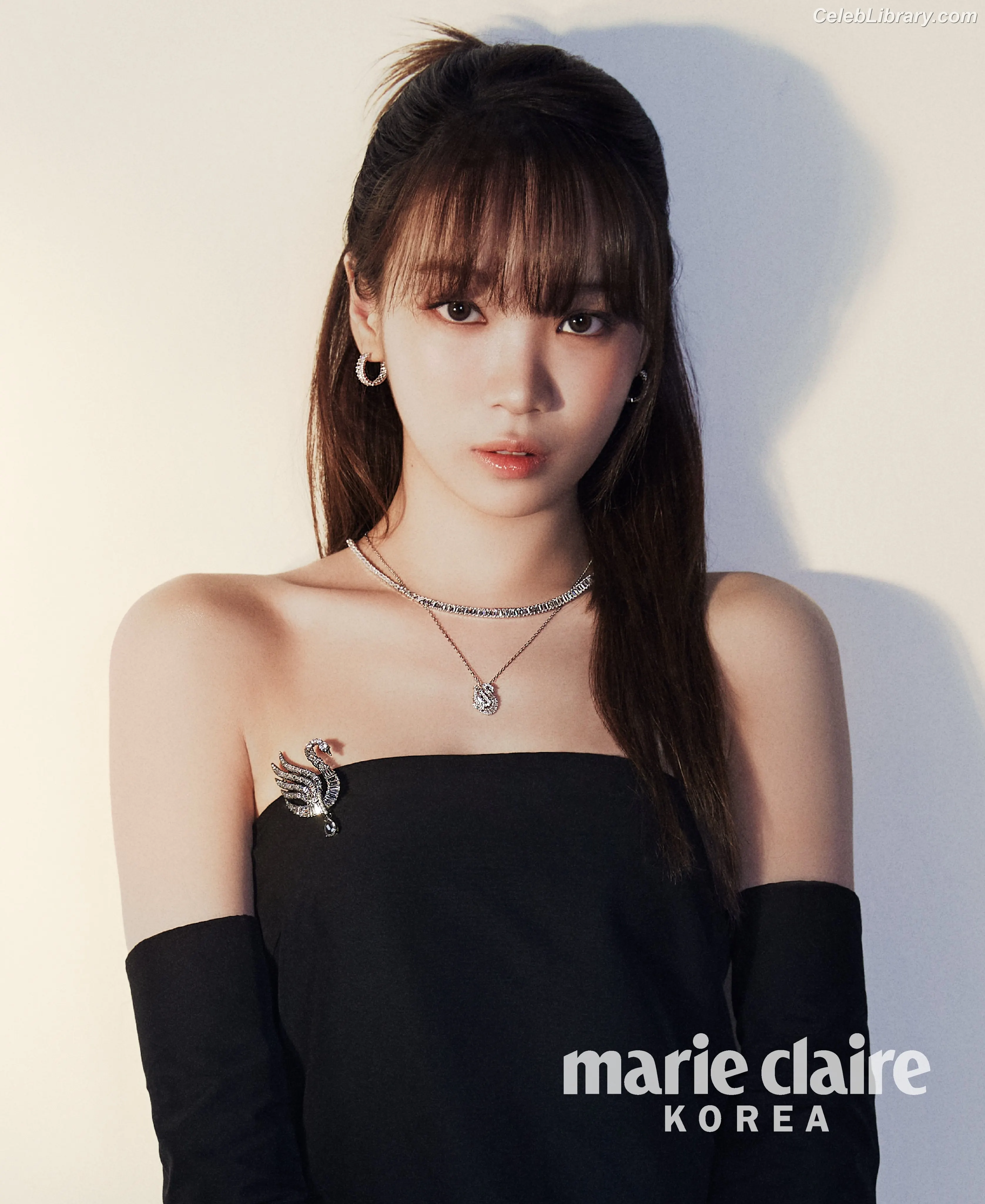 Kim Chaewon 김채원 [Le Sserafim] photo 12 of 2309