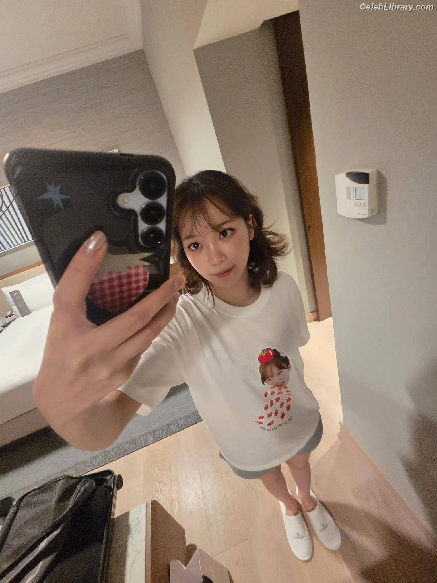 Kim Chaewon 김채원 [Le Sserafim] photo 21 of 2309