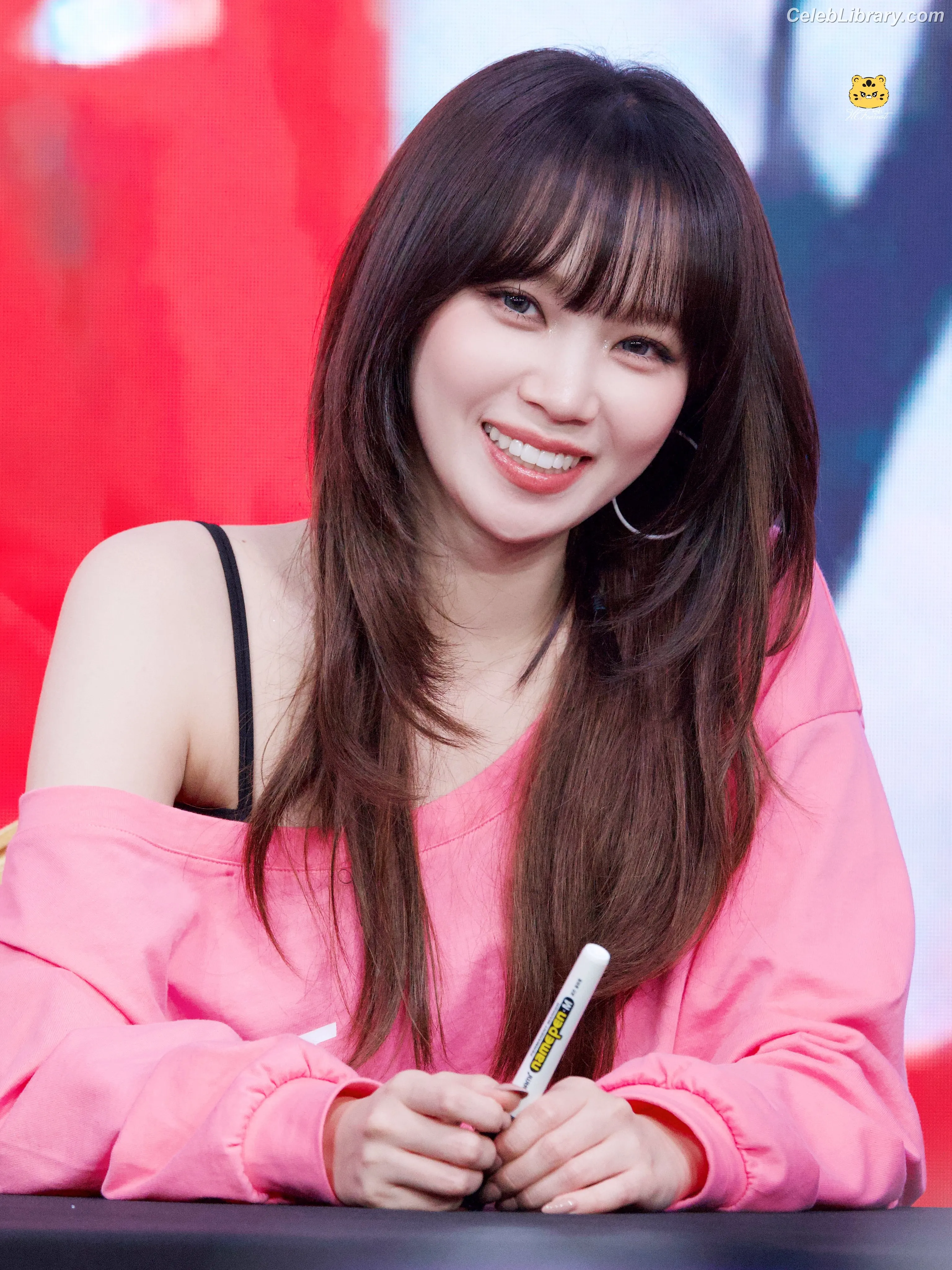 Kim Chaewon 김채원 [Le Sserafim] photo 1 of 2309