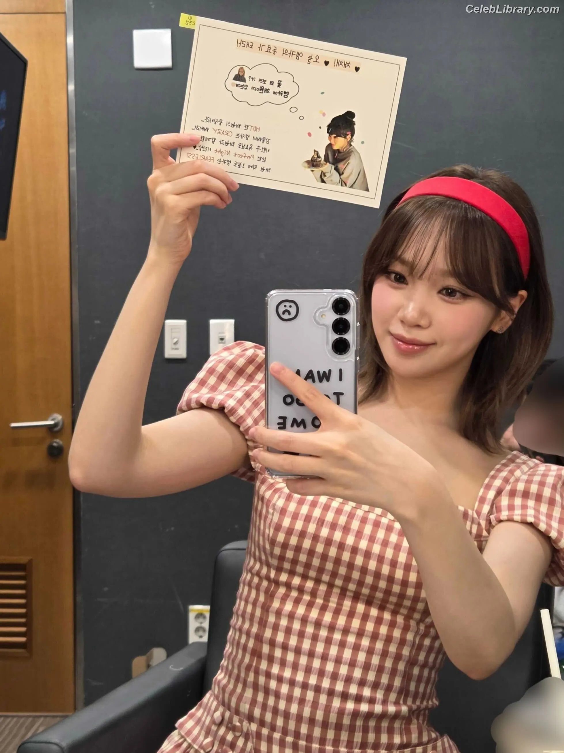 Kim Chaewon 김채원 [Le Sserafim] photo 15 of 2309