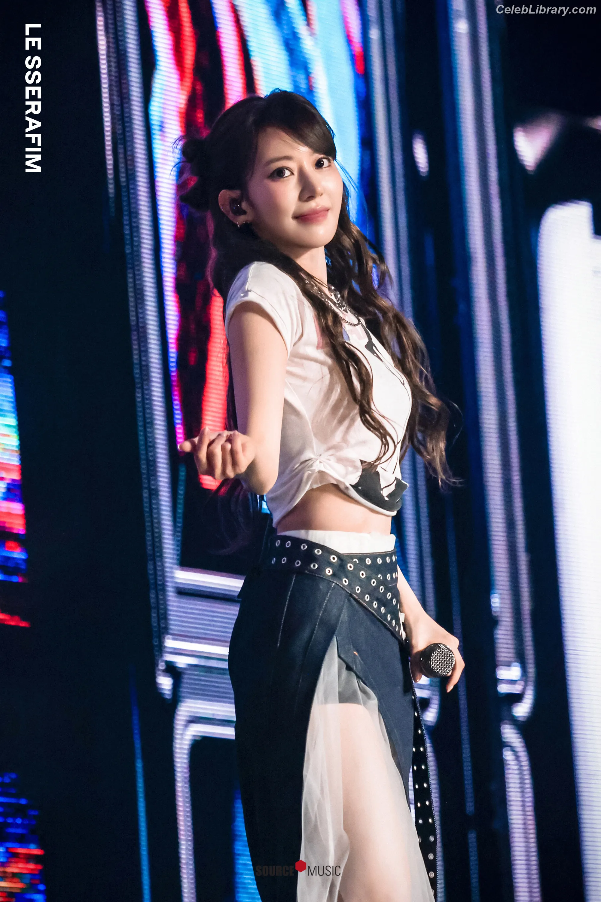 Kim Chaewon 김채원 [Le Sserafim] photo 12 of 2309