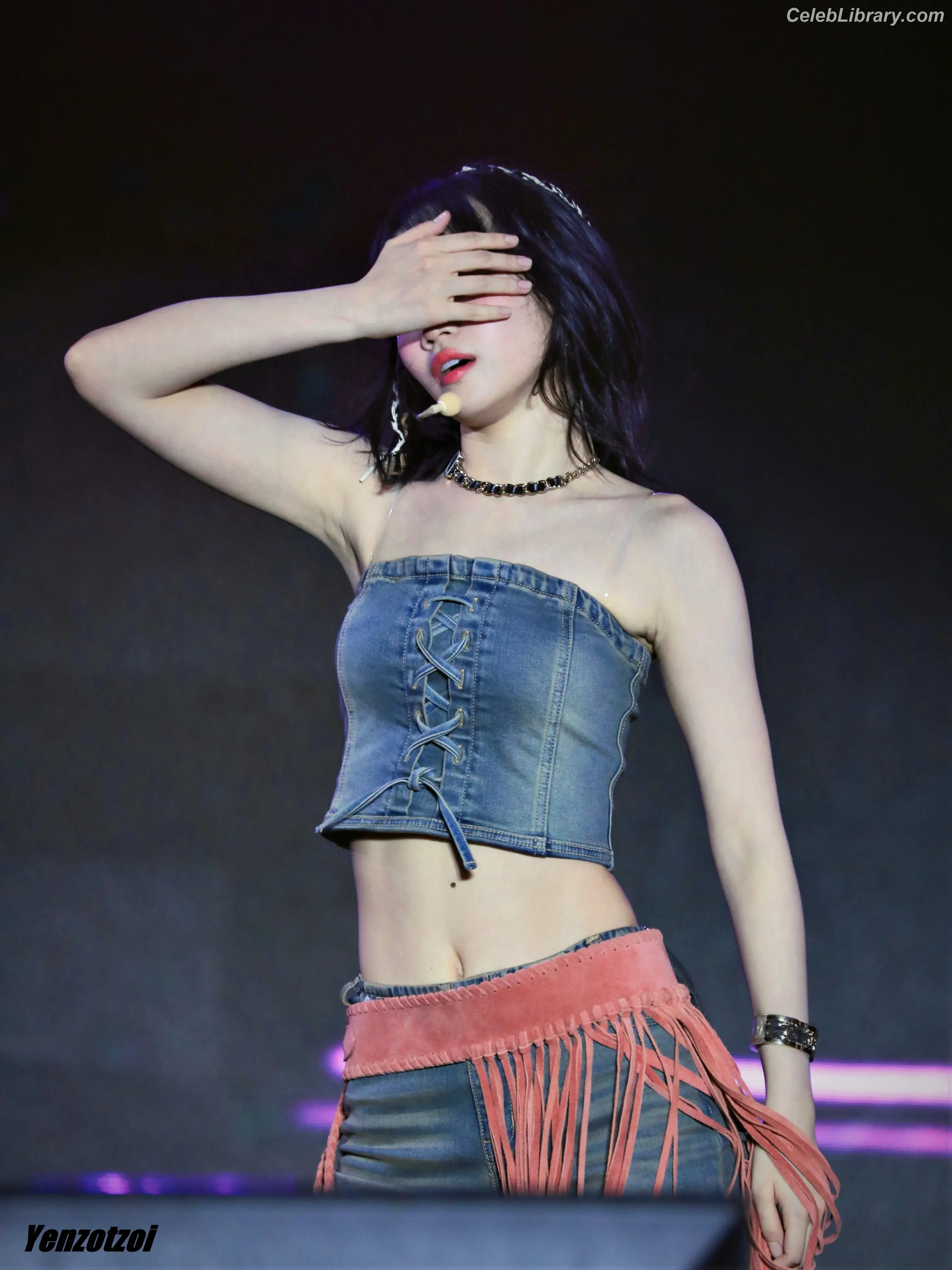 Kim Chaewon 김채원 [Le Sserafim] photo 22 of 2309