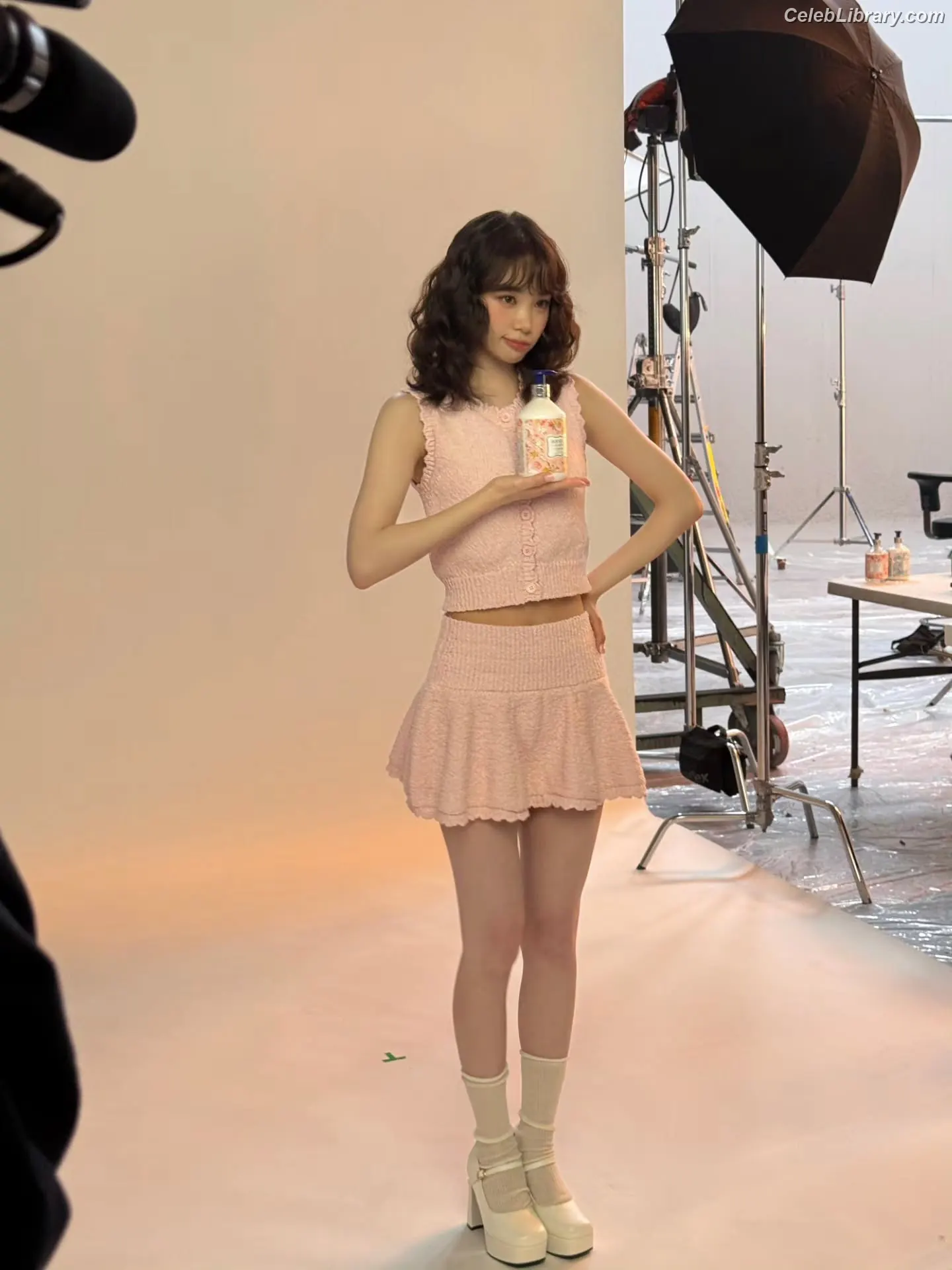 Kim Chaewon 김채원 [Le Sserafim] photo 4 of 2309