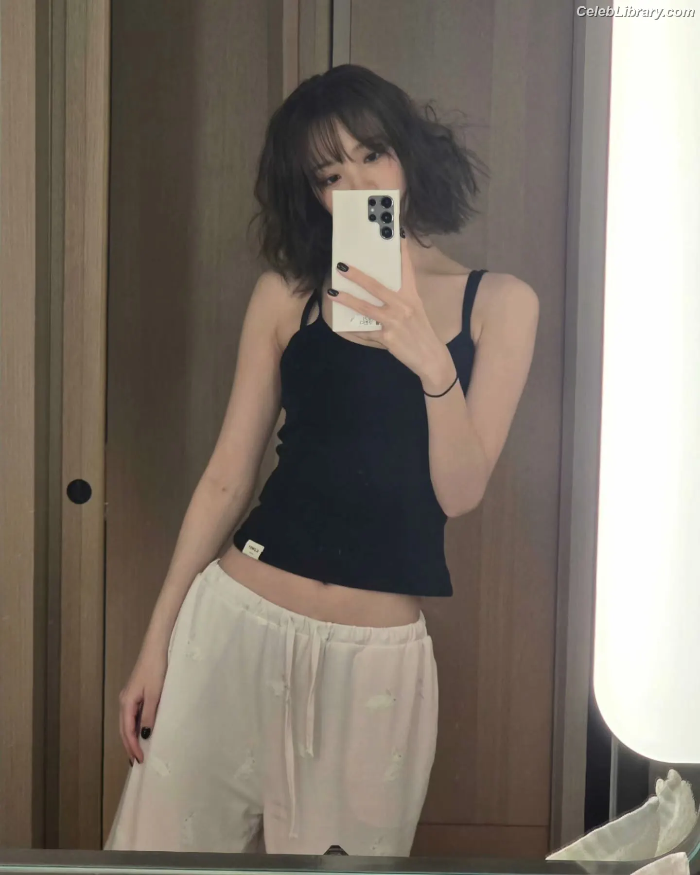 Kim Chaewon 김채원 [Le Sserafim] photo 9 of 2309
