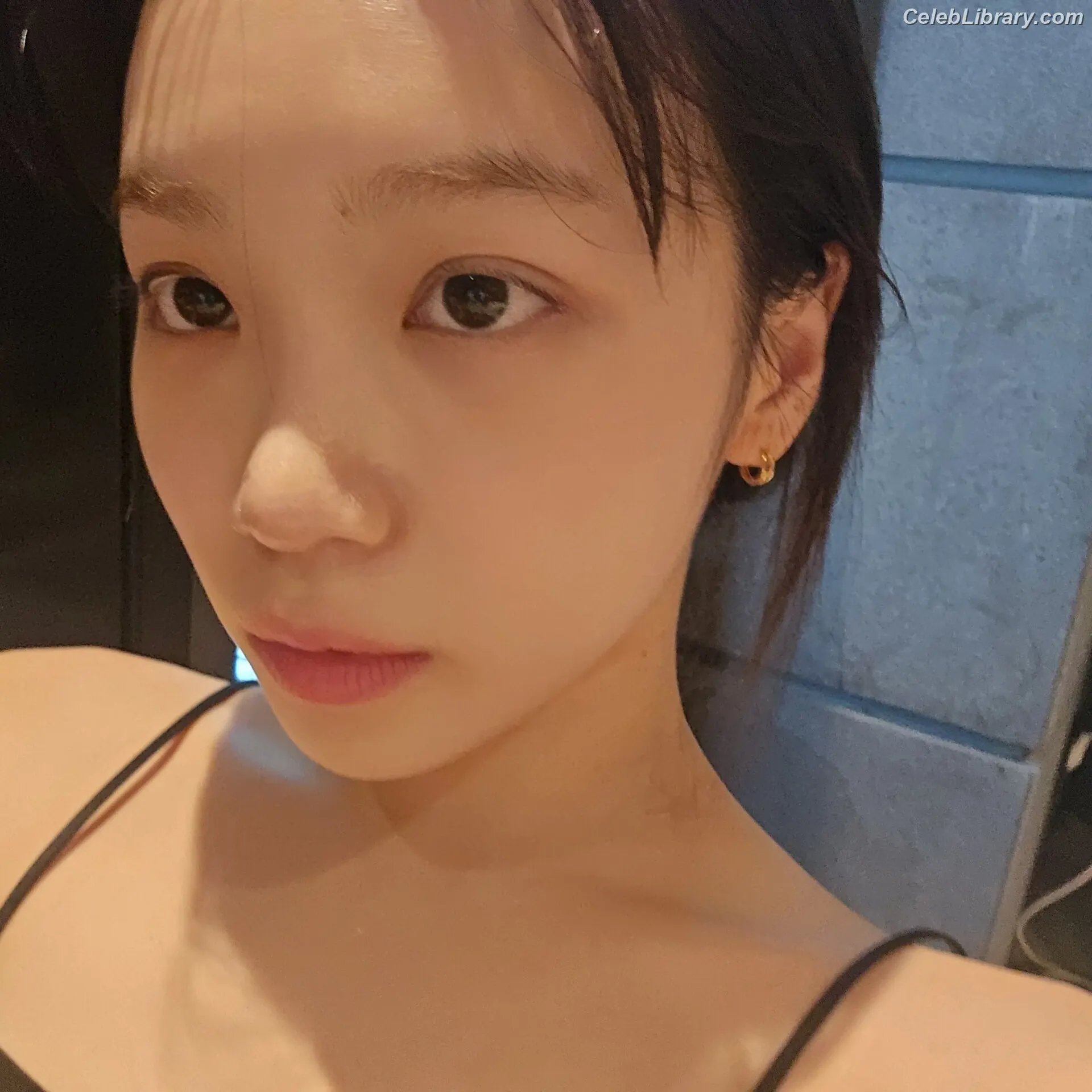 Kim Chaewon 김채원 [Le Sserafim] photo 2 of 2309