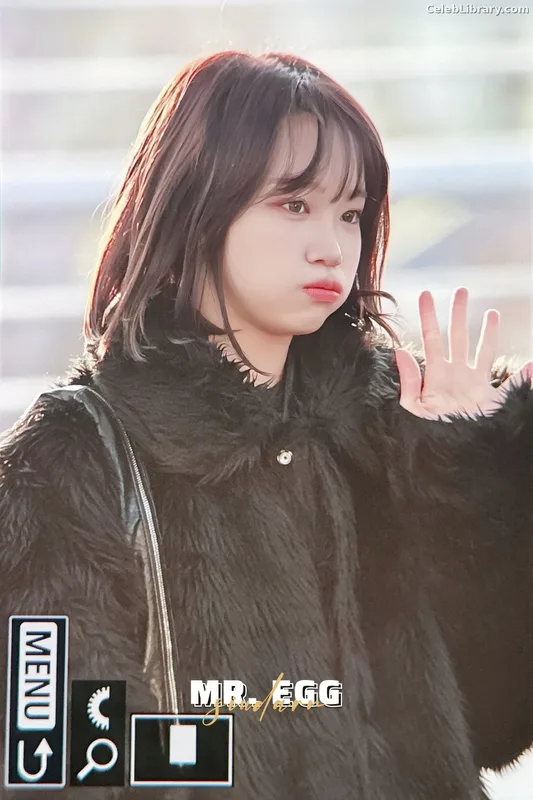 Kim Chaewon 김채원 [Le Sserafim] photo 5 of 2310