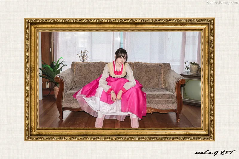 Kim Chaewon 김채원 [Le Sserafim] photo 21 of 2310