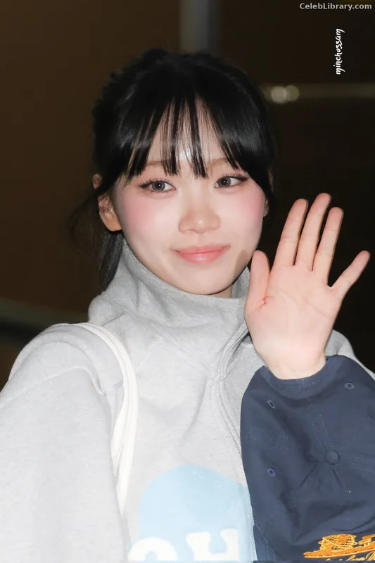 Kim Chaewon 김채원 [Le Sserafim] photo 11 of 2310