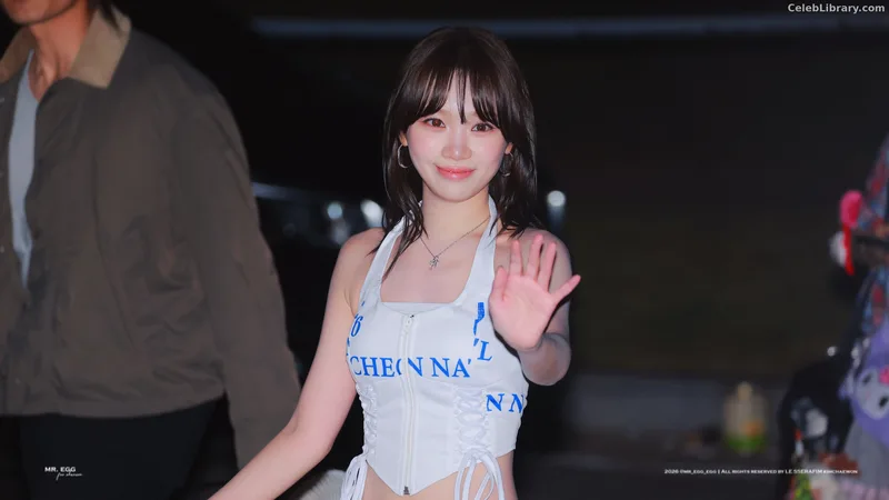 Kim Chaewon 김채원 [Le Sserafim] photo 9 of 2310
