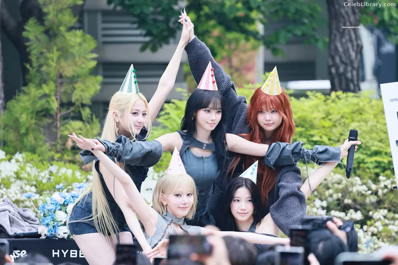 Kim Chaewon 김채원 [Le Sserafim] photo 11 of 2310