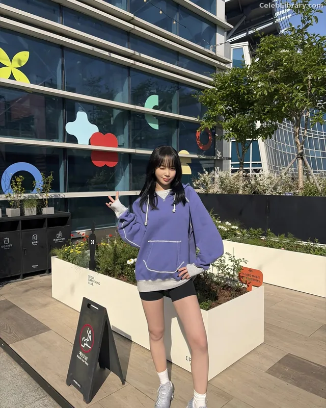 Kim Chaewon 김채원 [Le Sserafim] photo 12 of 2310