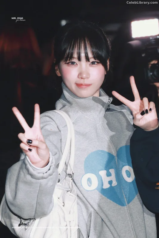 Kim Chaewon 김채원 [Le Sserafim] photo 3 of 2310
