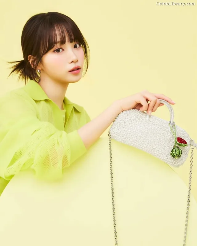 Kim Chaewon 김채원 [Le Sserafim] photo 22 of 2310