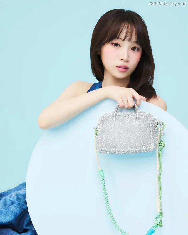 Kim Chaewon 김채원 [Le Sserafim] photo 23 of 2310