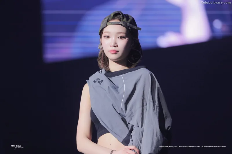 Kim Chaewon 김채원 [Le Sserafim] photo 11 of 2310