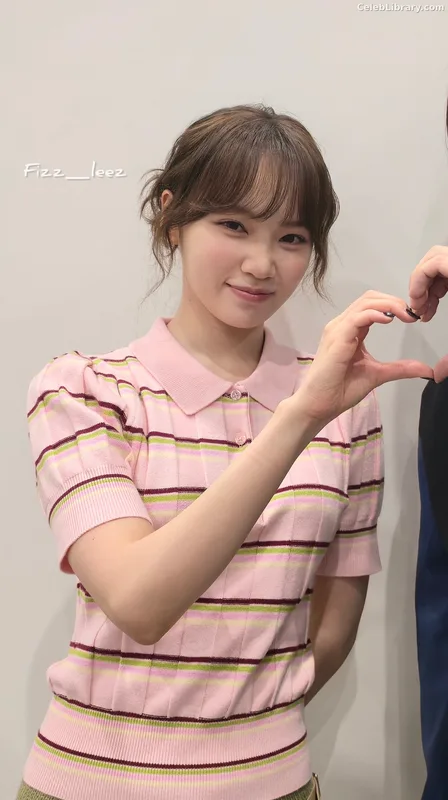 Kim Chaewon 김채원 [Le Sserafim] photo 6 of 2310