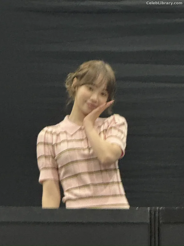 Kim Chaewon 김채원 [Le Sserafim] photo 16 of 2310