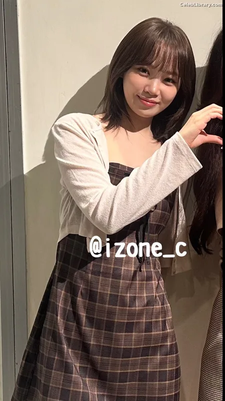 Kim Chaewon 김채원 [Le Sserafim] photo 10 of 2310