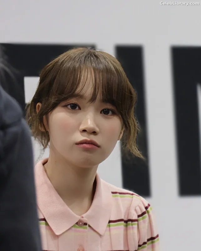 Kim Chaewon 김채원 [Le Sserafim] photo 13 of 2310
