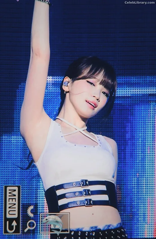 Kim Chaewon 김채원 [Le Sserafim] photo 23 of 2310