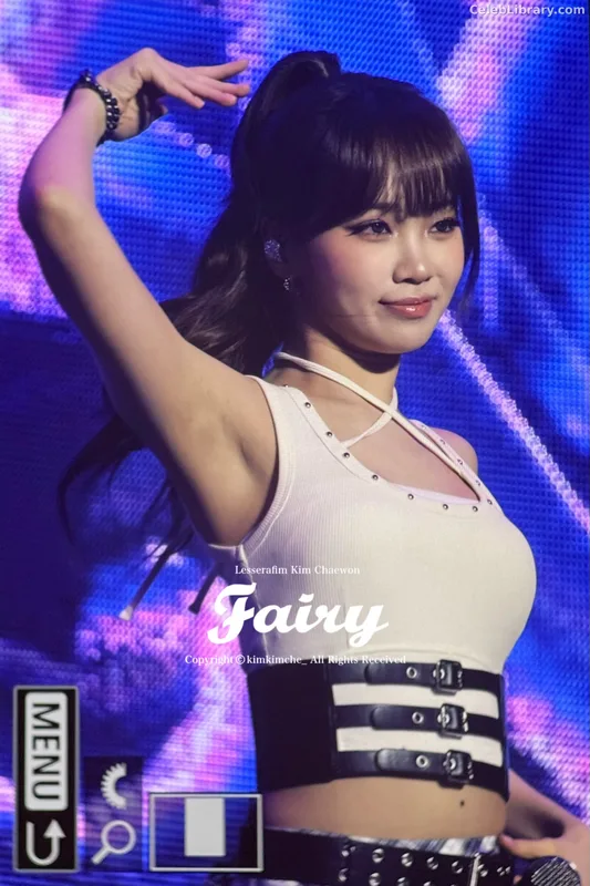 Kim Chaewon 김채원 [Le Sserafim] photo 2 of 2310