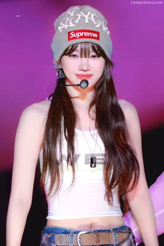 Kim Chaewon 김채원 [Le Sserafim] photo 5 of 2310
