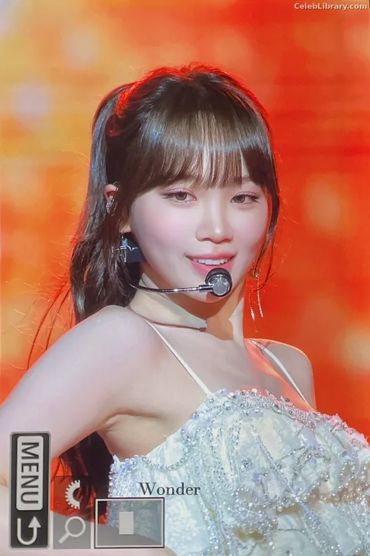 Kim Chaewon 김채원 [Le Sserafim] photo 15 of 2310