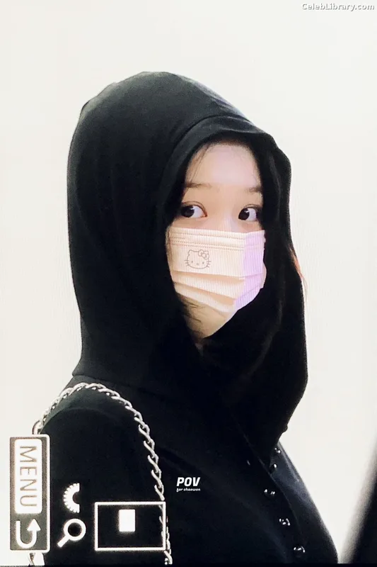 Kim Chaewon 김채원 [Le Sserafim] photo 22 of 2310