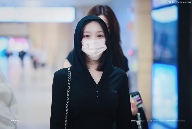 Kim Chaewon 김채원 [Le Sserafim] photo 6 of 2310