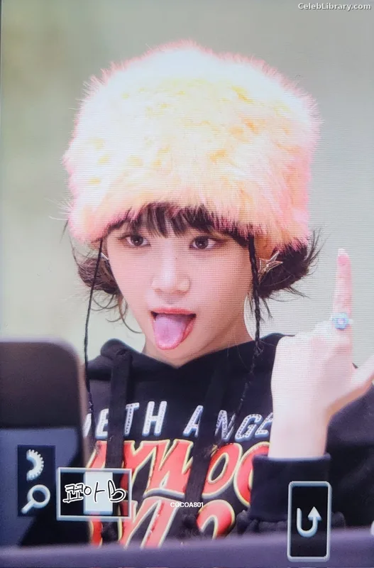Kim Chaewon 김채원 [Le Sserafim] photo 17 of 2310