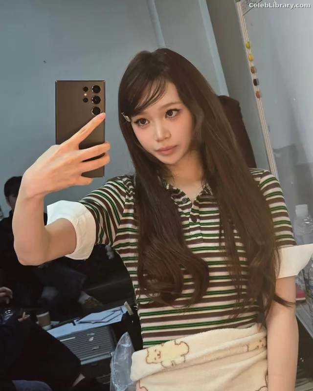 Kim Chaewon 김채원 [Le Sserafim] photo 15 of 2310