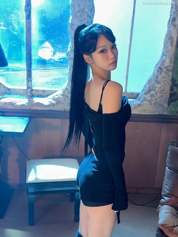 Kim Chaewon 김채원 [Le Sserafim] photo 9 of 2310