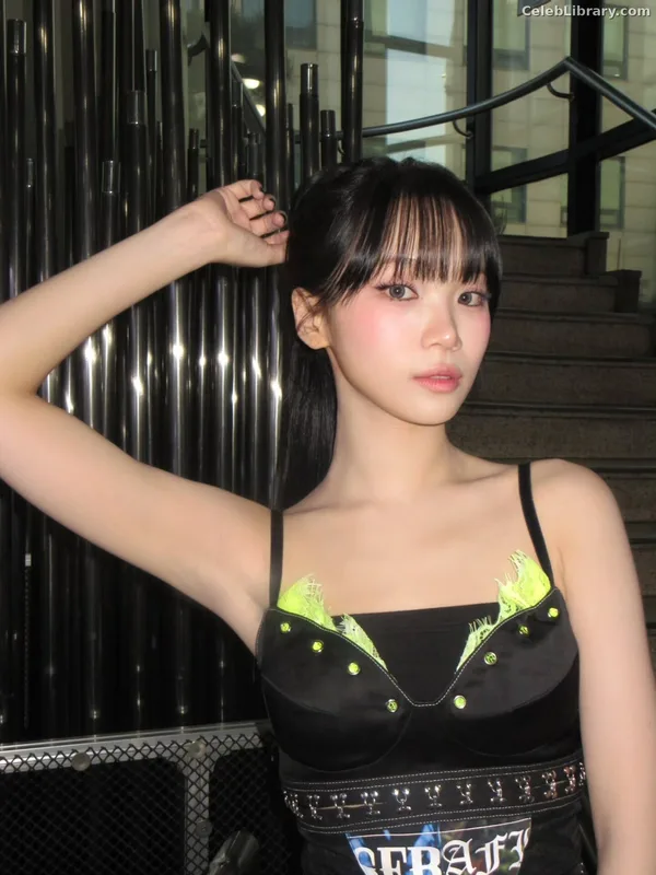 Kim Chaewon 김채원 [Le Sserafim] photo 18 of 2310