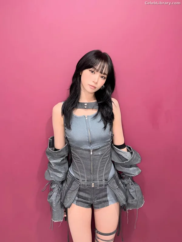Kim Chaewon 김채원 [Le Sserafim] photo 3 of 2310