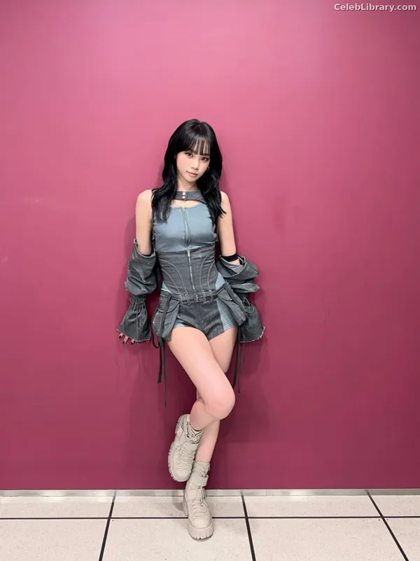 Kim Chaewon 김채원 [Le Sserafim] photo 6 of 2310