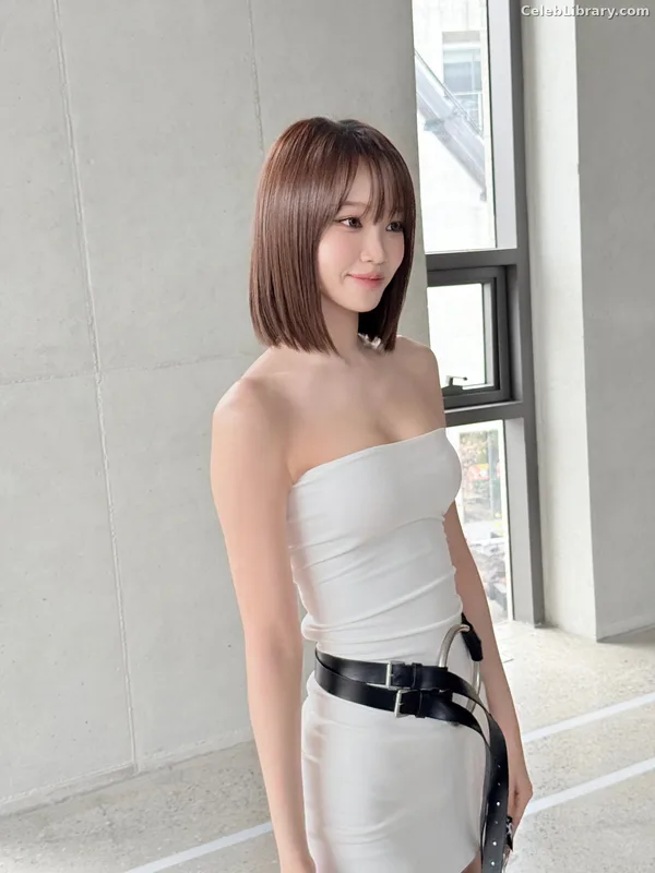 Kim Chaewon 김채원 [Le Sserafim] photo 17 of 2310