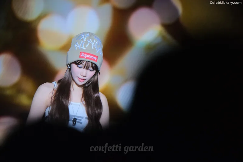 Kim Chaewon 김채원 [Le Sserafim] photo 9 of 2310