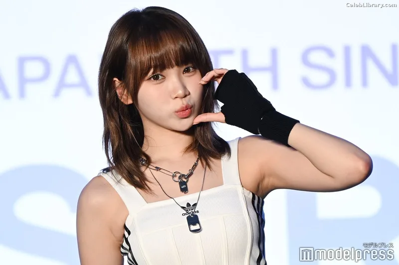 Kim Chaewon 김채원 [Le Sserafim] photo 22 of 2310