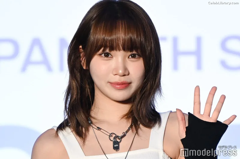 Kim Chaewon 김채원 [Le Sserafim] photo 24 of 2310