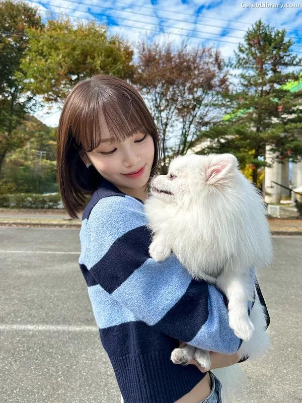 Kim Chaewon 김채원 [Le Sserafim] photo 2 of 2310