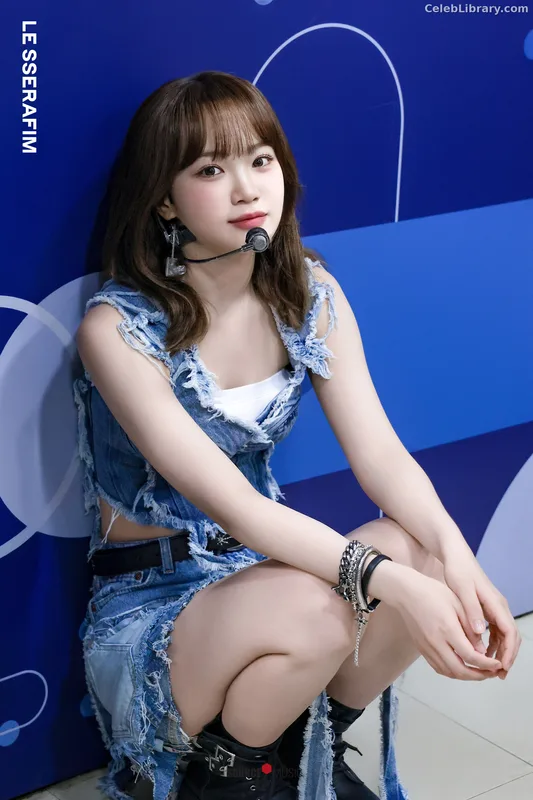 Kim Chaewon 김채원 [Le Sserafim] photo 24 of 2310