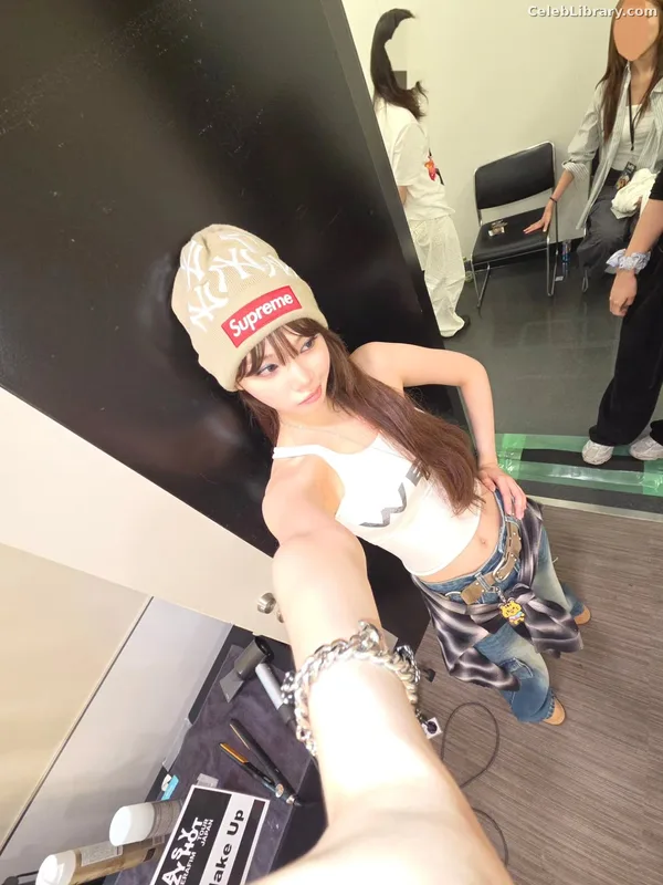 Kim Chaewon 김채원 [Le Sserafim] photo 9 of 2310