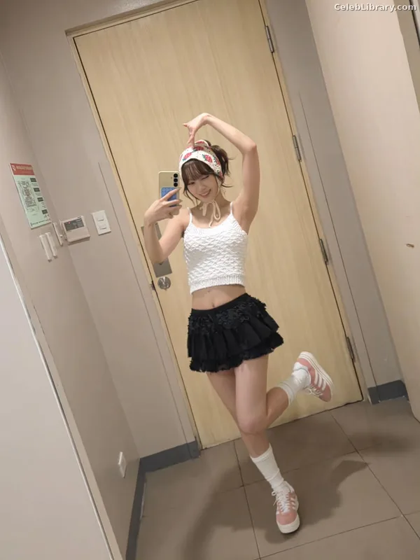 Kim Chaewon 김채원 [Le Sserafim] photo 2 of 2310