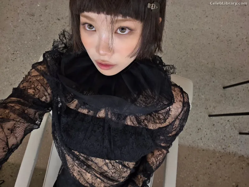 Kim Chaewon 김채원 [Le Sserafim] photo 6 of 2310