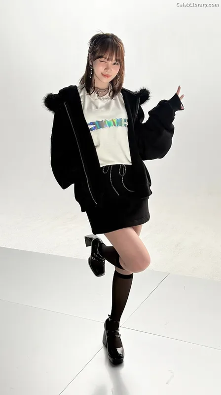 Kim Chaewon 김채원 [Le Sserafim] photo 5 of 2310